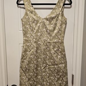 BCBG Gold and Cream Sheath Midi Dress V-Neck Sleeveless